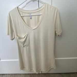 Like new z supply tshirt with pocket